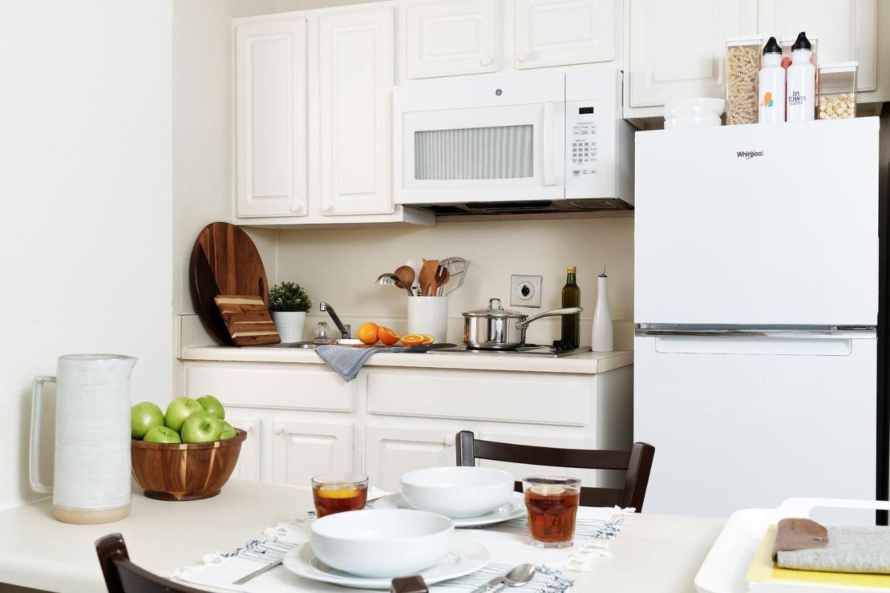 Intown Suites Extended Stay Indianapolis In -I70 Post Drive エクステリア 写真